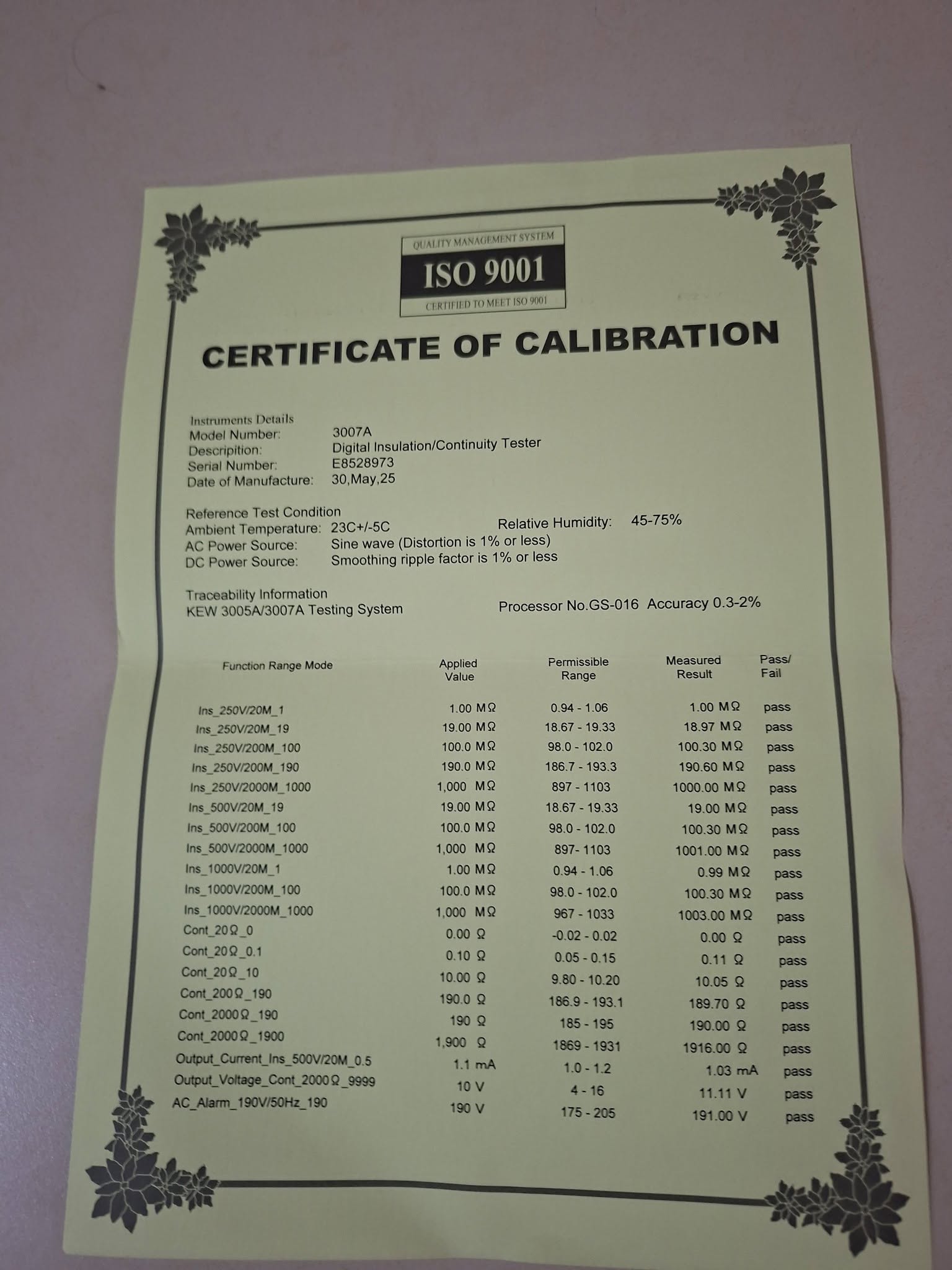 Certificate of calibration for a solar installation test instrument